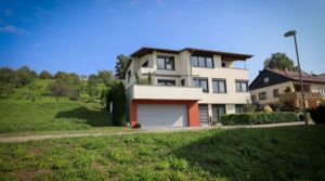 Mehrfamilienhaus in Dettingen/Erms